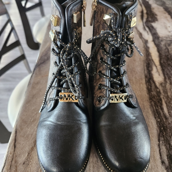 Mickael Kors boots kids - Picture 2 of 3